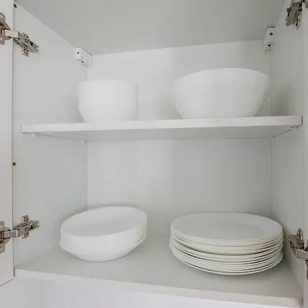 Daire Tolstov - With 3 - 15 Min Messe Dus & 10 Min Old Town Dus *